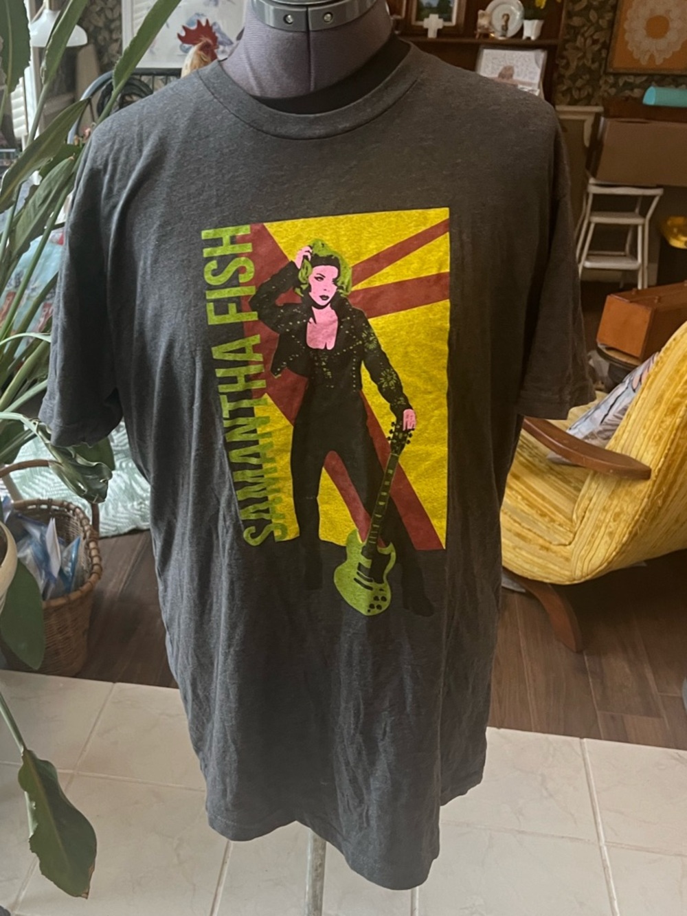 Samantha Fish T-shirt size L